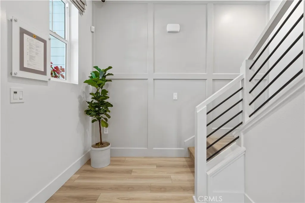 2392 Haley Point Drive, Ventura, California 93003 home-pic-2